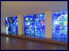 The Art Institute of Chicago 053 - Chagall America Windows